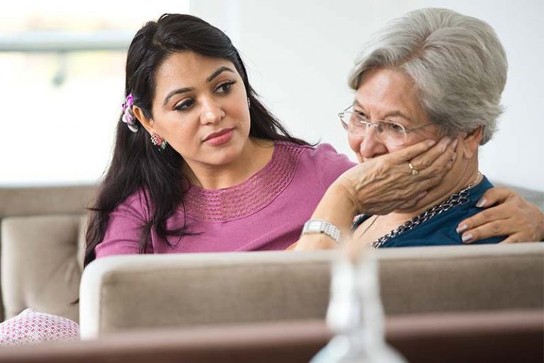 How to Manage Delusional Behavior in Loved Ones with Dementia